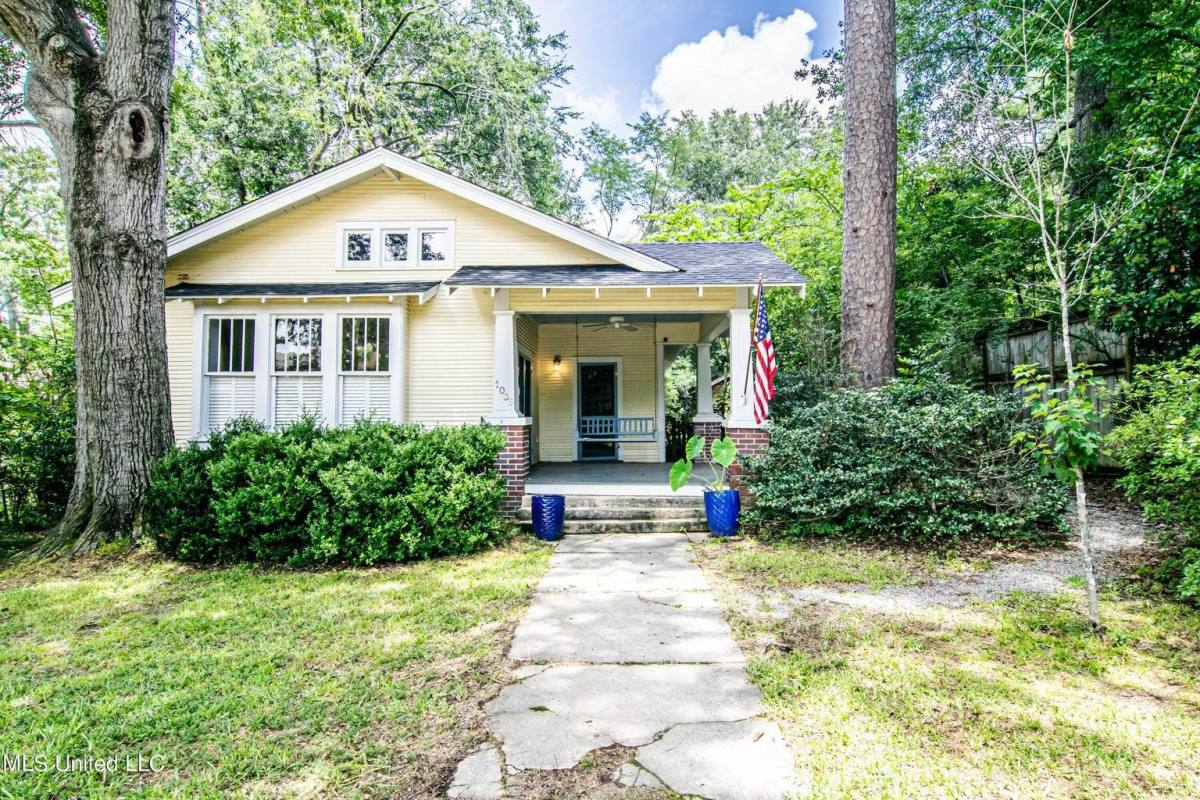 House for rent at 1036 Belhaven St, Jackson, MS 39202
