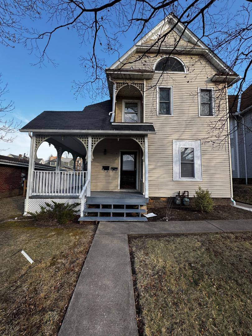 Apartment for rent at 327 E 2nd St #B, Bloomsburg, PA 17815