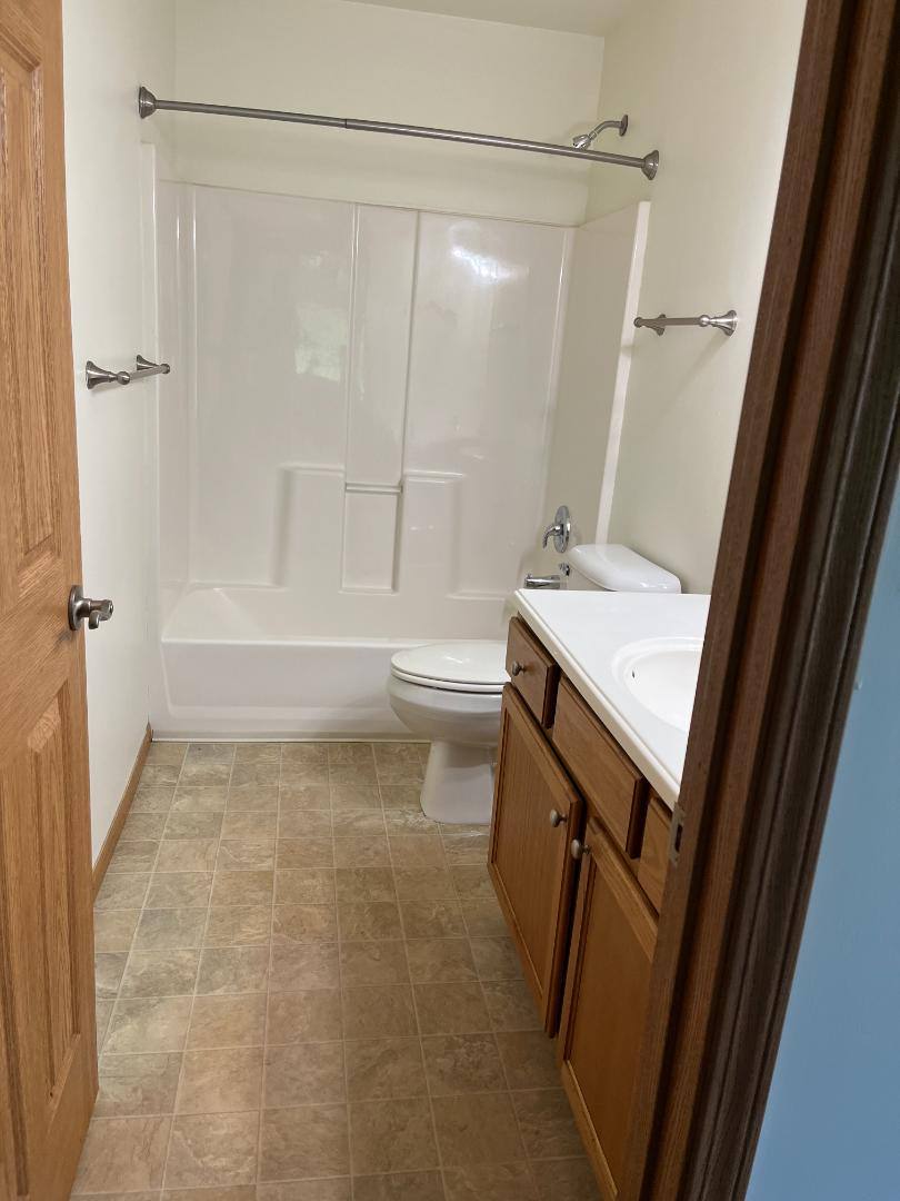 Apartment for rent at 2435 Old Stone Court #8, Toledo, OH 43614