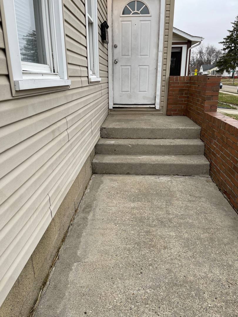 House for rent at 1170 Duxberry Ave, Columbus, OH 43211