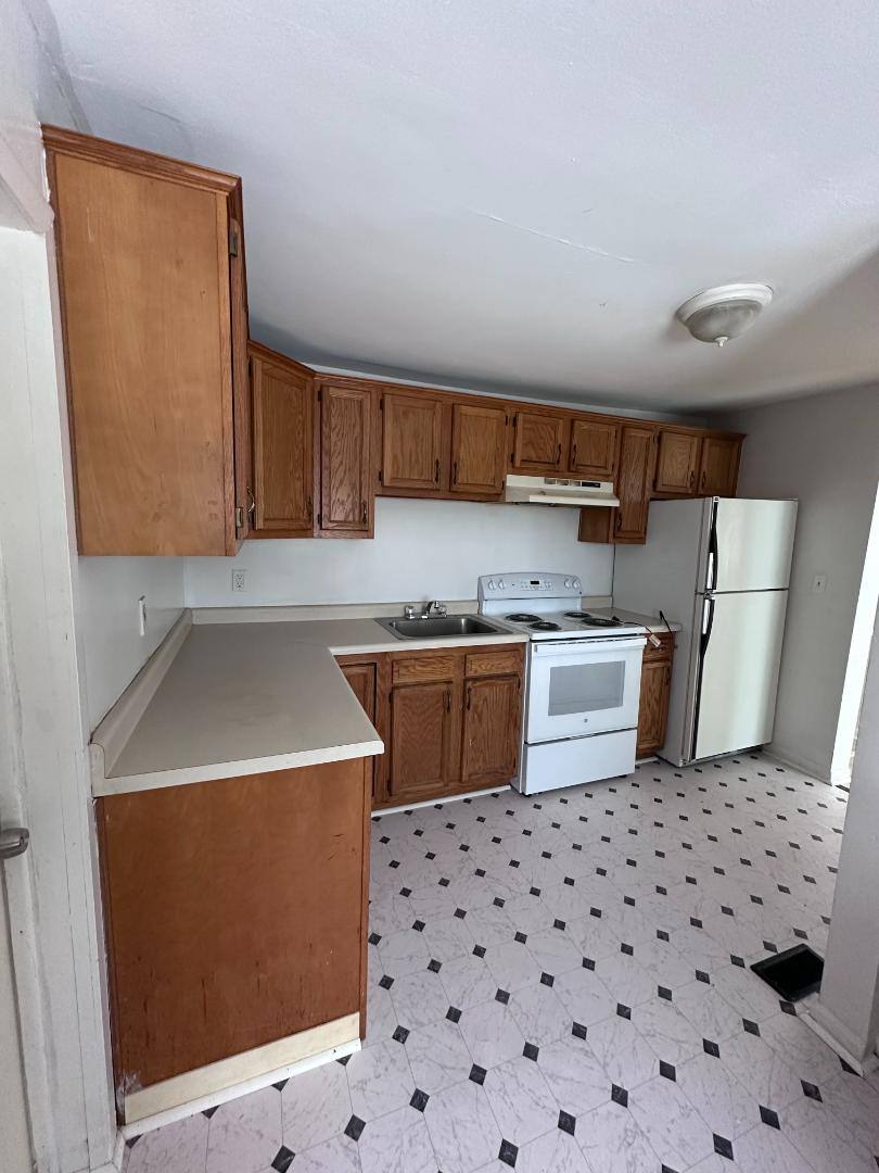 House for rent at 5644 Hughes Rd, Lansing, MI 48911