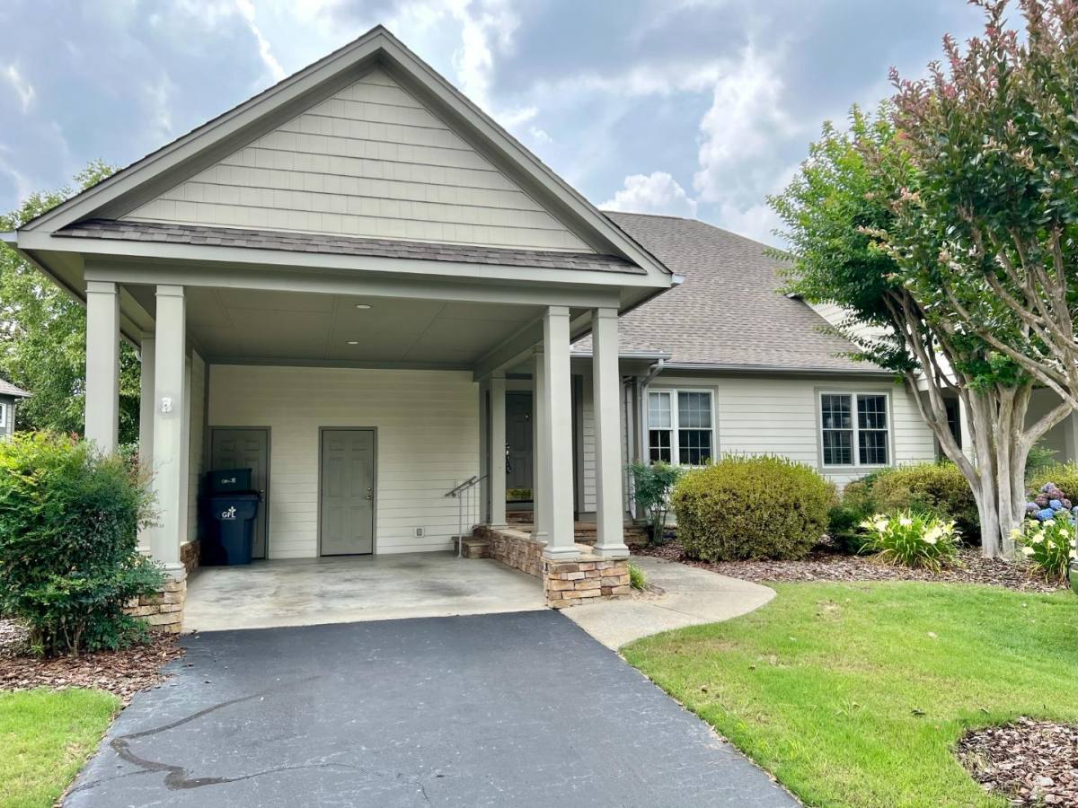 Townhouse for rent at 164 Starland Lane #164, Southern Pines, NC 28387