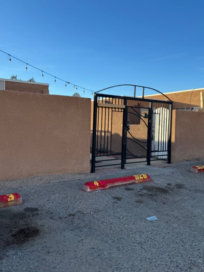 Apartment for rent at 924 San Pedro Dr SE #924-1, Albuquerque, NM 87108