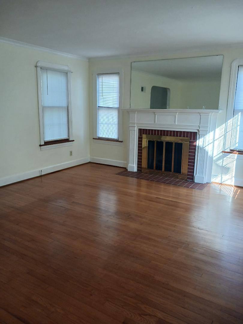 House for rent at 428 W Midlothian Blvd #428, Youngstown, OH 44511