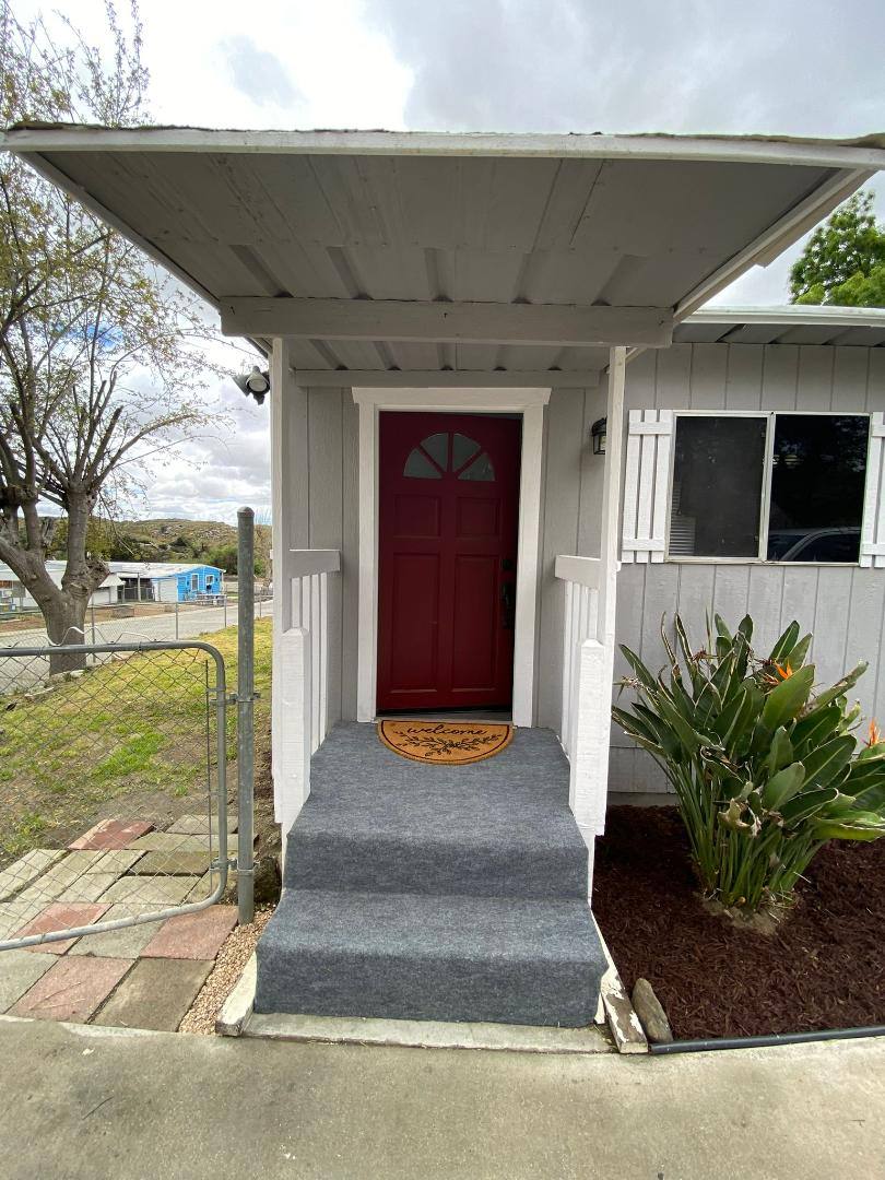 House for rent at 21633 Monument Dr, Perris, CA 92570