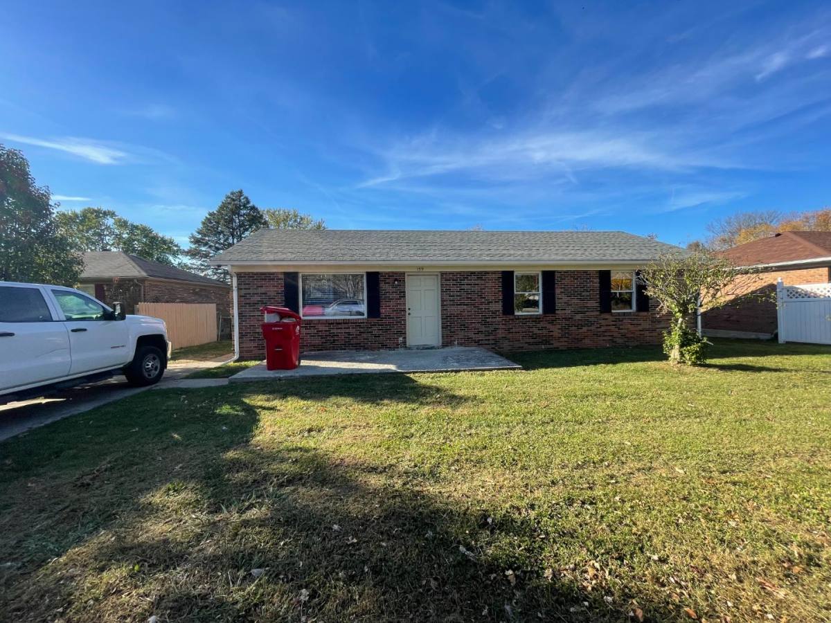 House for rent at 139 Forest Elliott, Nicholasville, KY 40356