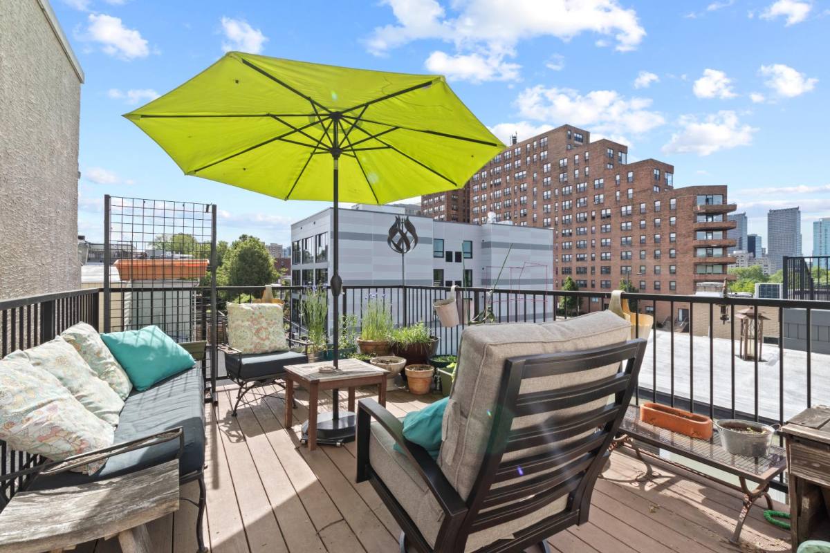 House for rent at 545 N 23rd St, Philadelphia, PA 19130
