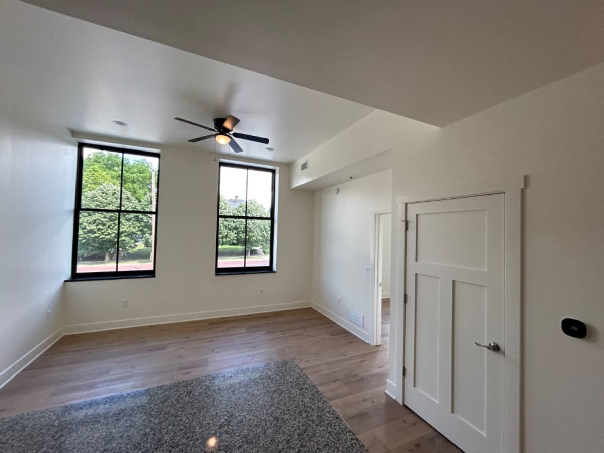 Apartment for rent at 301 N Mulberry St #200, Mount Vernon, OH 43050