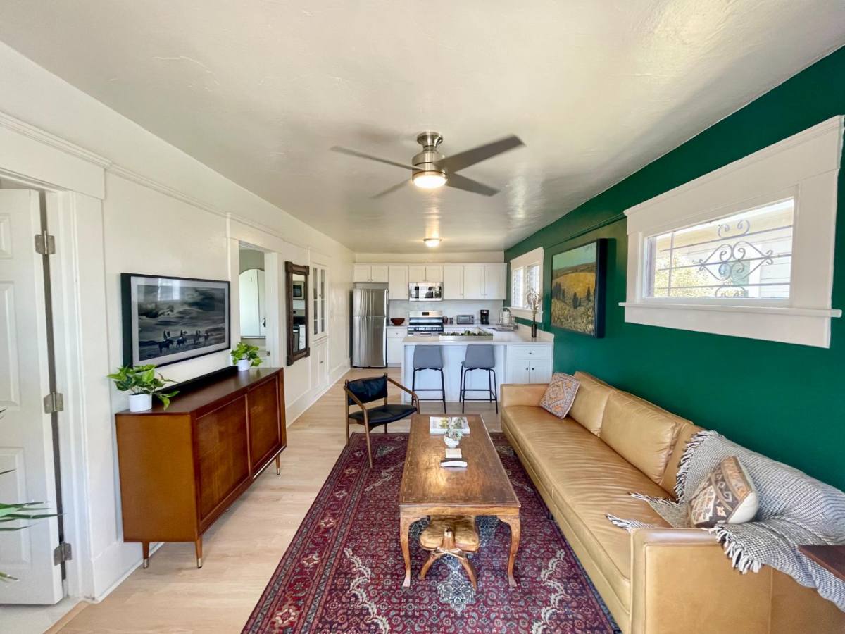 Apartment for rent at 2178 Newton Ave, San Diego, CA 92113