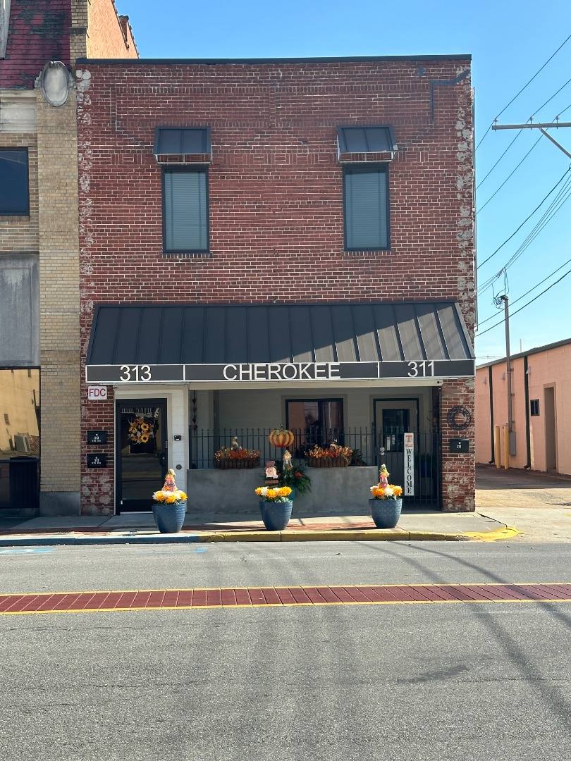 Townhouse for rent at 313 Cherokee St #202, Kingsport, TN 37660