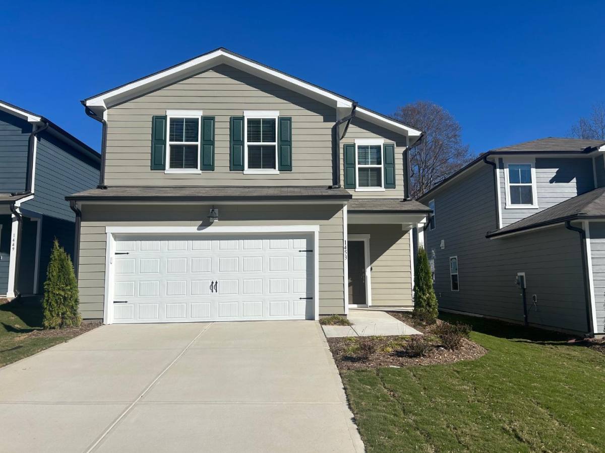 1453 Rhodes Pond St, Wendell, NC 27591