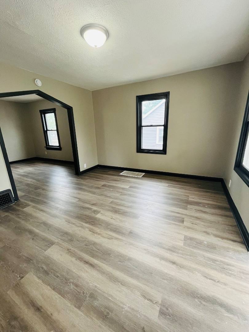 House for rent at 6521 Decatur St, Omaha, NE 68104