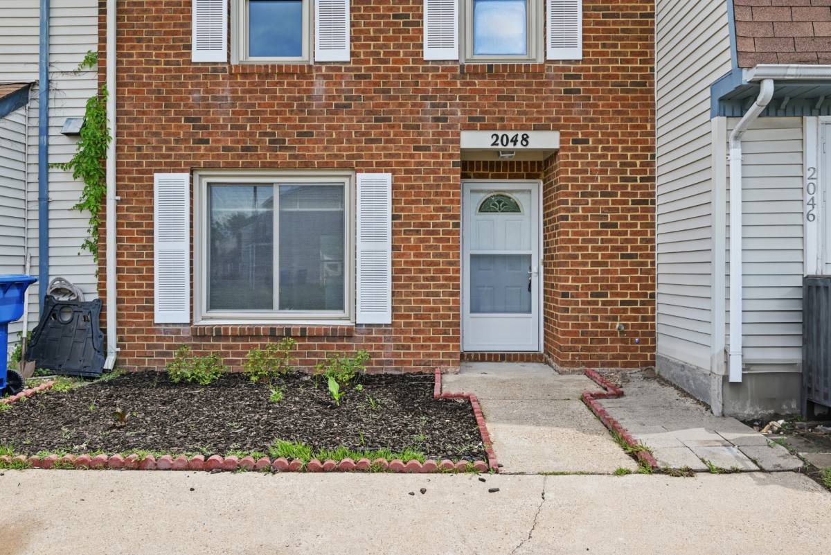 Townhouse for rent at 2048 Lyndora Rd, Virginia Beach, VA 23464