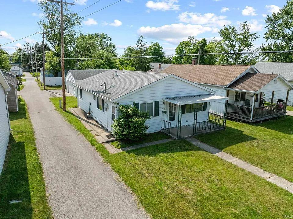 House for rent at 609 S Middleboro Ave #609, Mishawaka, IN 46544