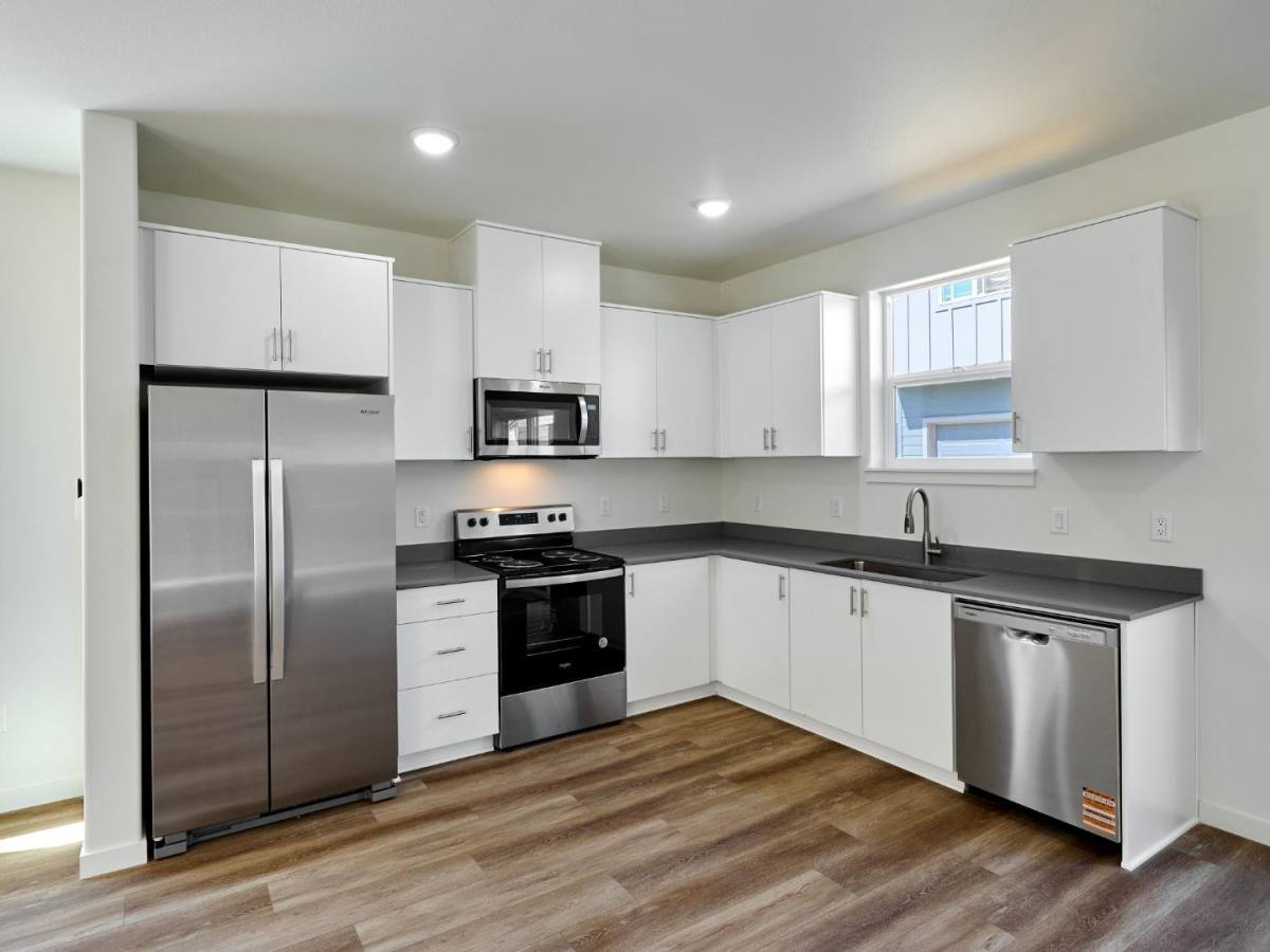 Townhouse for rent at 198 28th Ave SE #16C, Albany, OR 97322