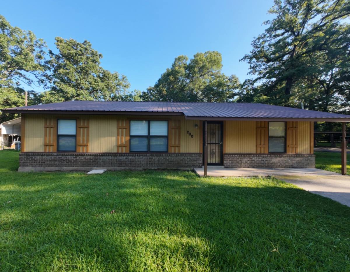 House for rent at 200 Cummings Lane, Texarkana, TX 75501