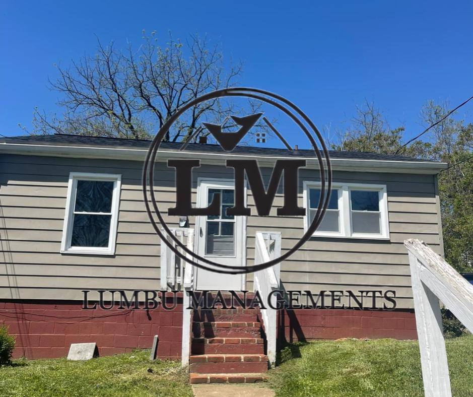 House for rent at 1008 Manly St #1, Winston Salem, NC 27105
