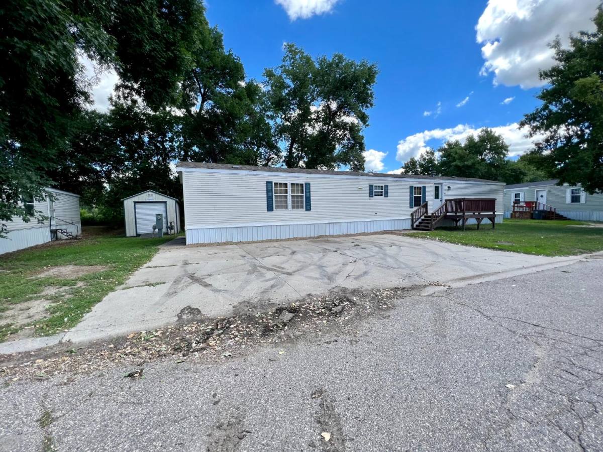 House for rent at 1015 27th St SE 102 Rd, Minot, ND 58701