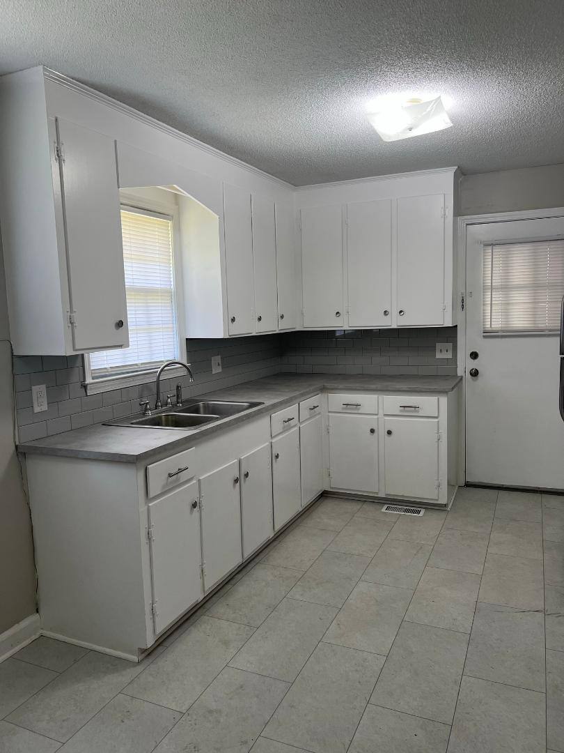 House for rent at 2109 S Enchanted Lane, Florence, SC 29505