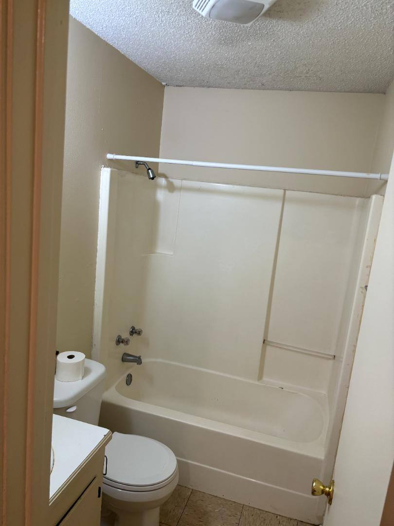 Apartment for rent at 944 Rayburn Dr, Wiggins, MS 39577