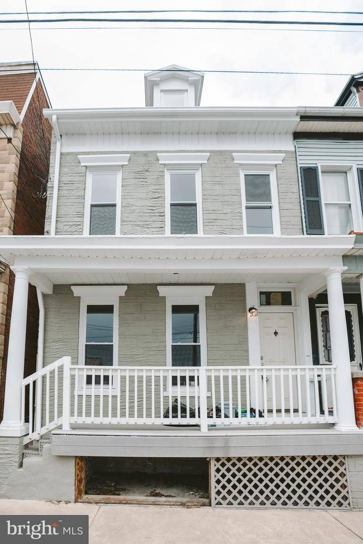 Townhouse for rent at 313 N 2nd St #WHOLE, Columbia, PA 17512