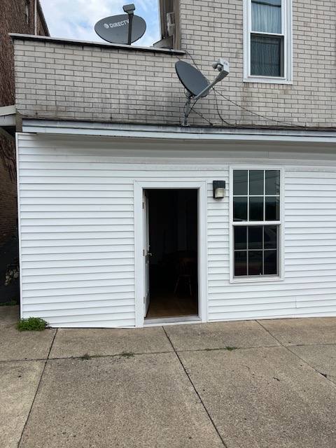 Apartment for rent at 1002 Jackson St #1, Scranton, PA 18504