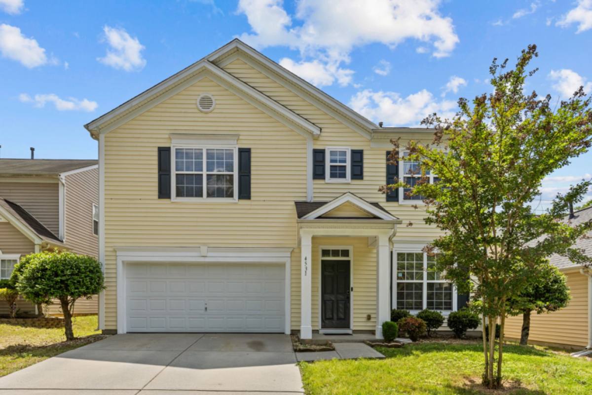 House for rent at 4531 Dalbeth St #2, Charlotte, NC 28213