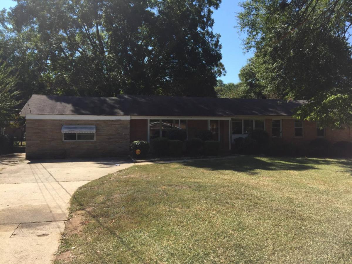 House for rent at 897 Twin Lake Dr NE, Birmingham, AL 35215