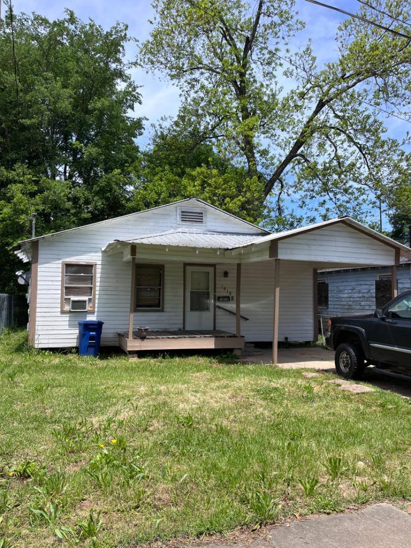 House for rent at 1618 Cox St #1, Shreveport, LA 71108