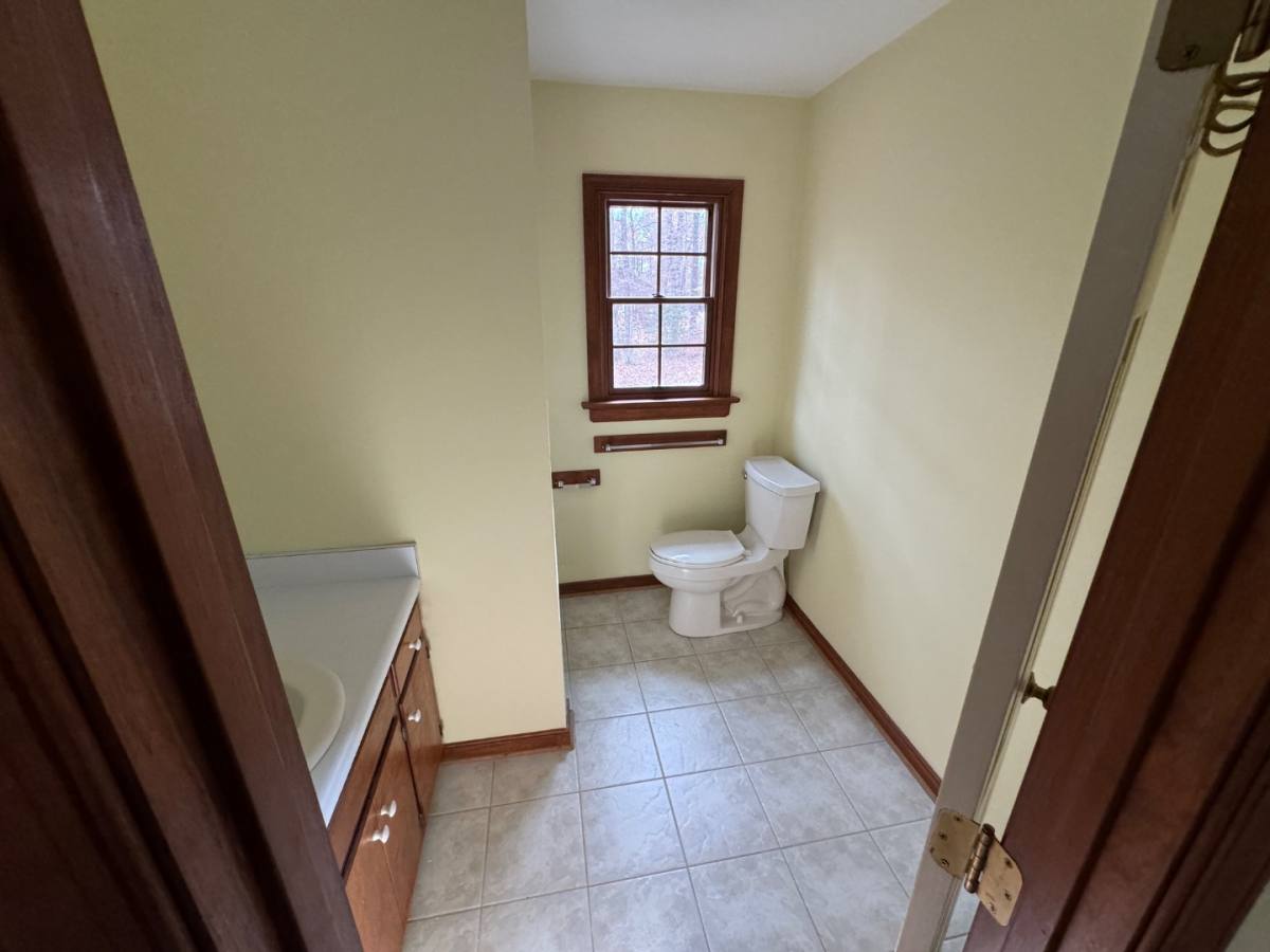 House for rent at 13903 Sterlings Bridge Rd, Midlothian, VA 23112