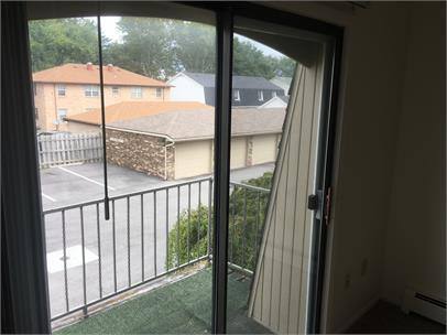 Apartment for rent at 5464 Heatherdowns Blvd #8, Toledo, OH 43614