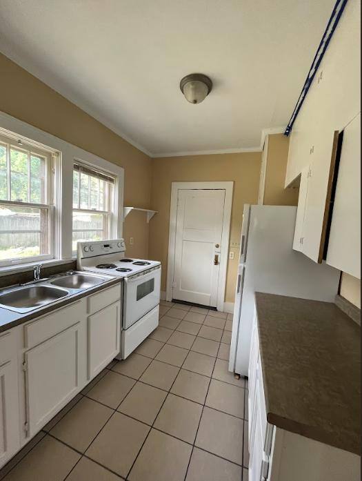 Apartment for rent at 1545 N Market St, Wichita, KS 67214