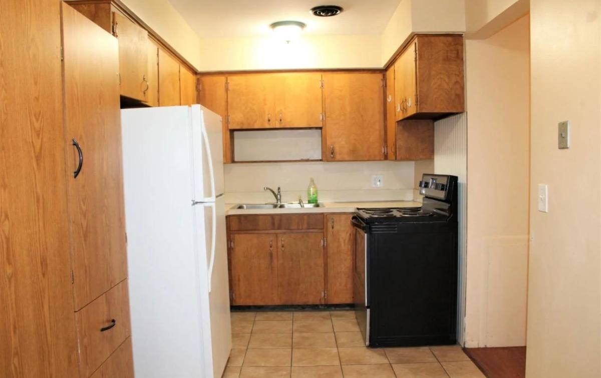Apartment for rent at 1720 Dorchester Ave, Kalamazoo, MI 49001