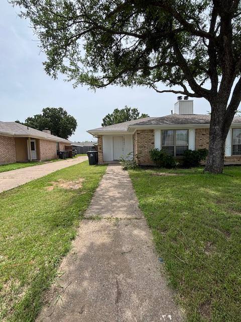 Apartment for rent at 2414 Ventura Dr #B, Arlington, TX 76015