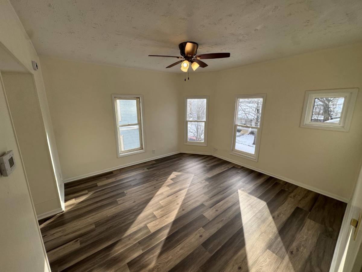 Apartment for rent at 316 E Mulberry St #2, Bloomington, IL 61701