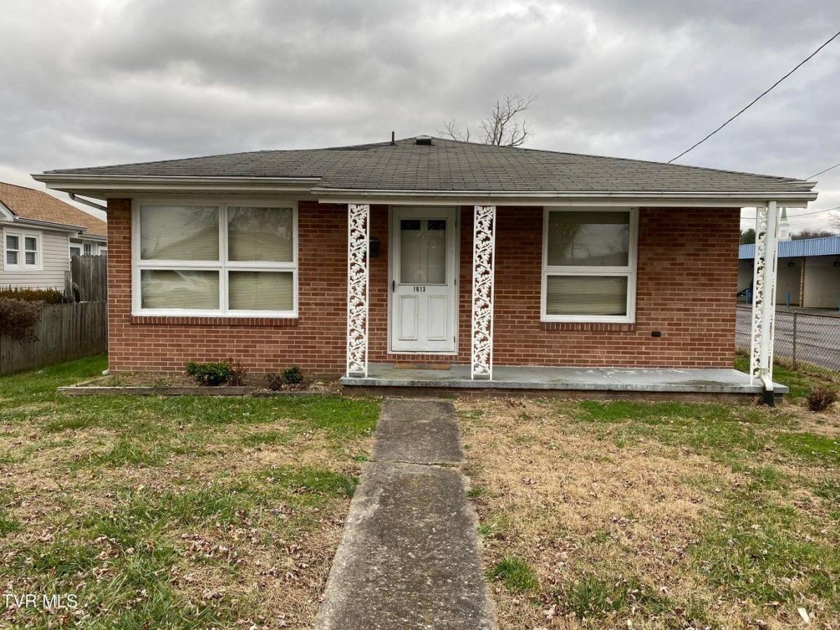 House for rent at 1613 F St #1, Kingsport, TN 37664