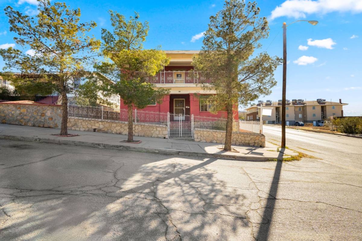 Apartment for rent at 500 Fewel St #A, El Paso, TX 79902