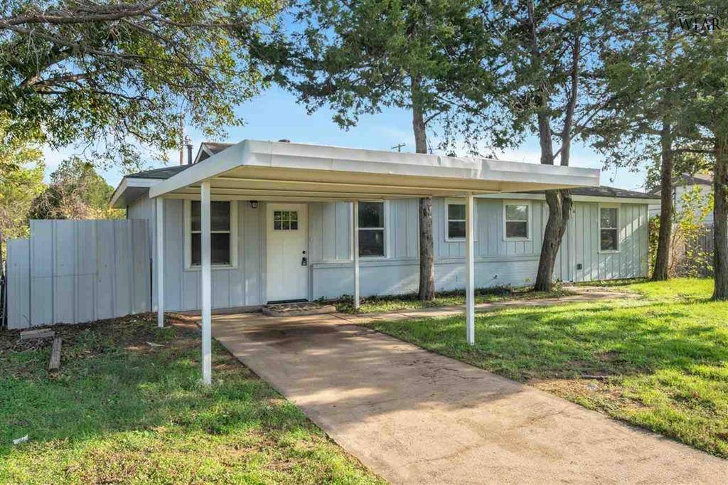 Apartment for rent at 1635 Longview St, Wichita Falls, TX 76306