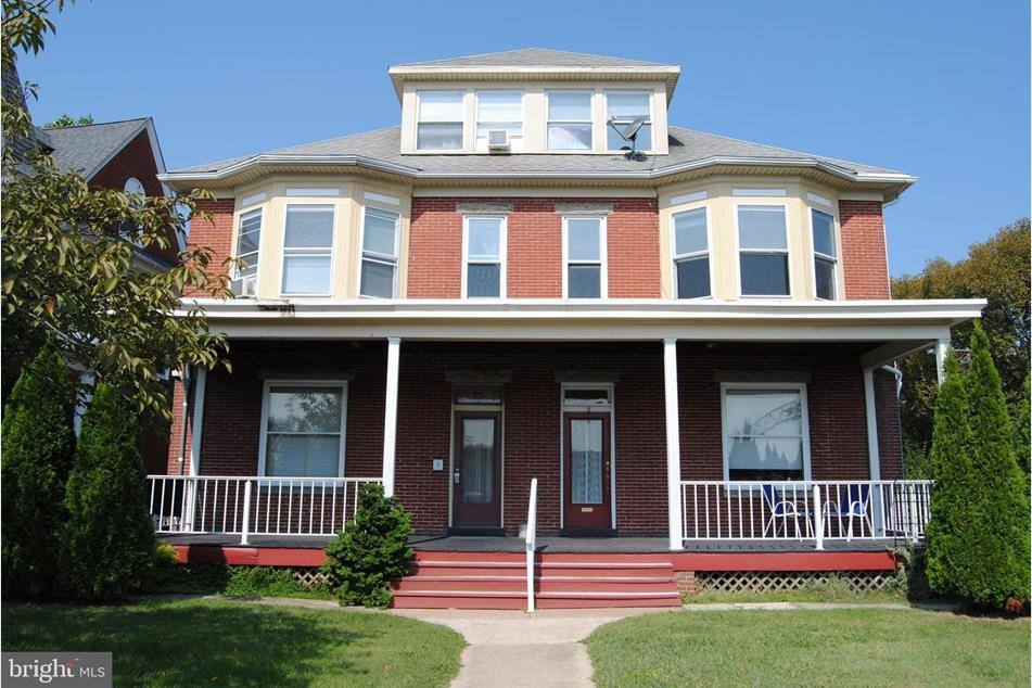 Apartment for rent at 715 Oak Hill Ave #1S, Hagerstown, MD 21740