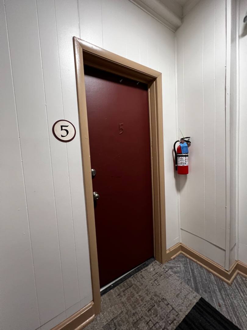 Apartment for rent at 25 Broadway #5, Hagerstown, MD 21740