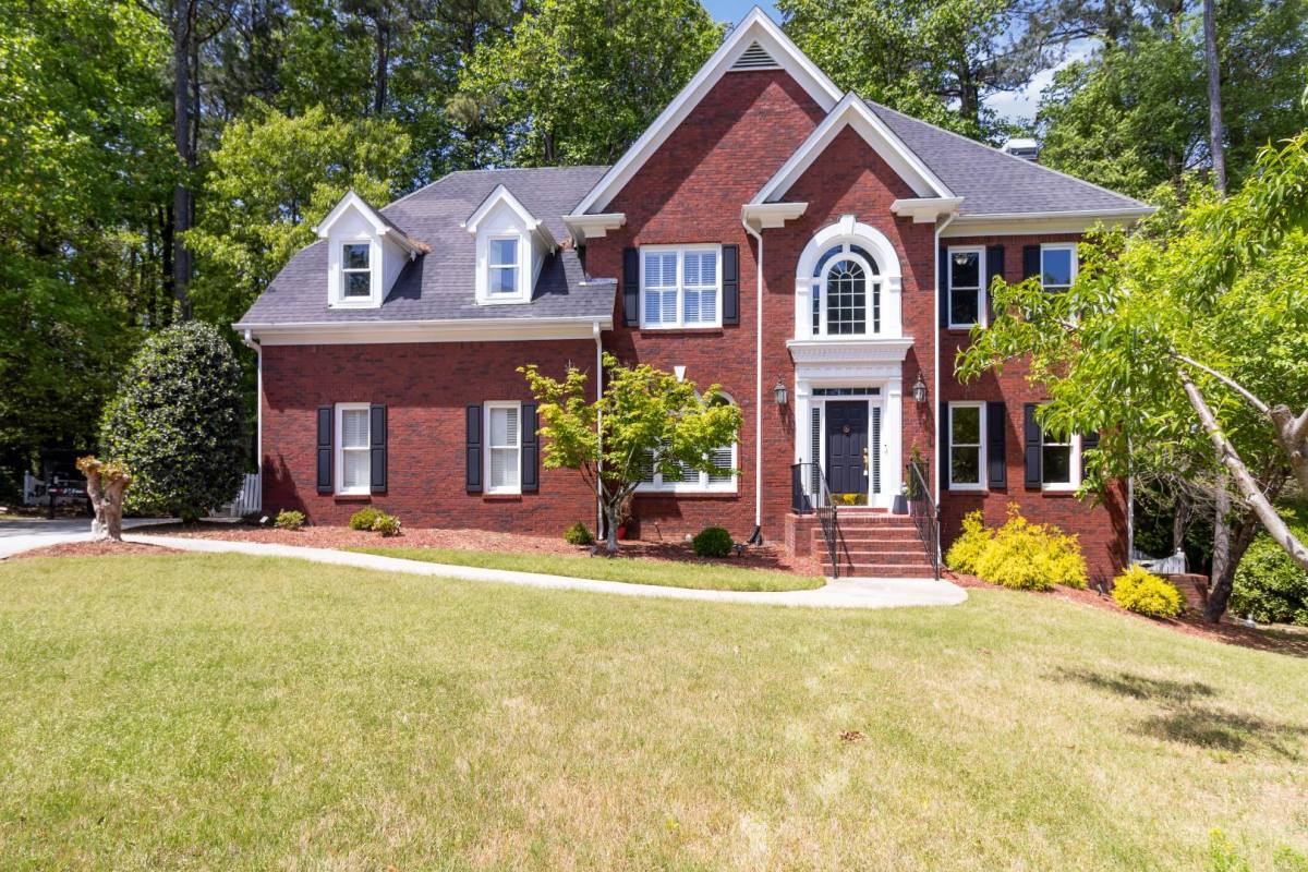 House for rent at 2755 Runnelwood Lane, Snellville, GA 30078