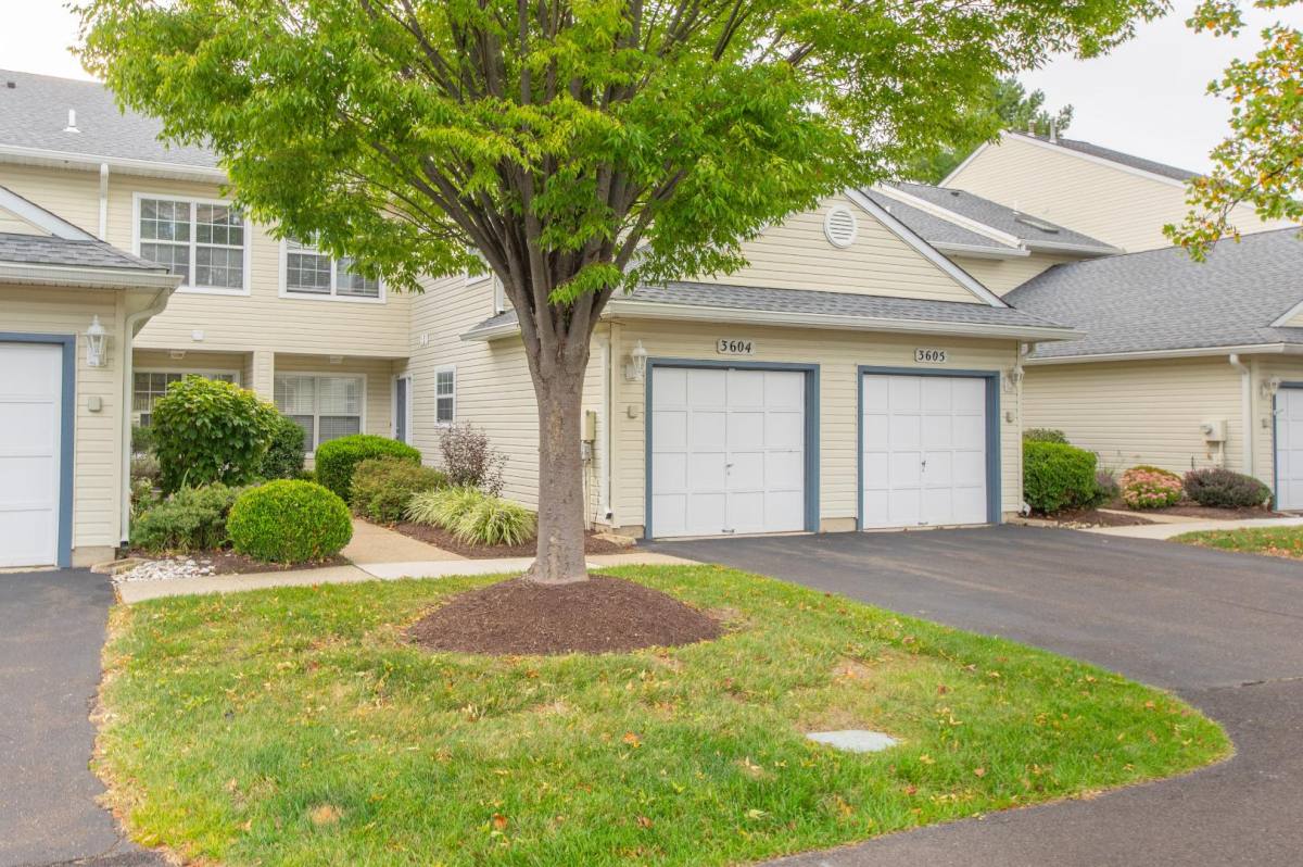 Townhouse for rent at 3604 Sterling Rd, Morrisville, PA 19067