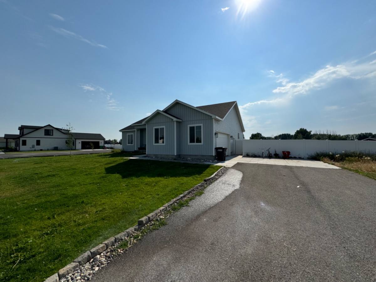 House for rent at 187 N 3978 E, Rigby, ID 83442