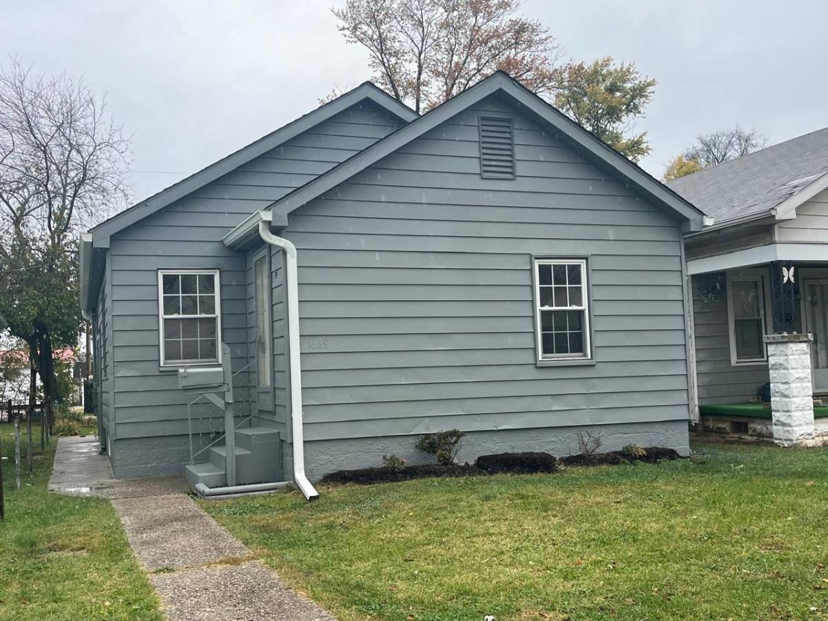 House for rent at 1669 S Fares Ave, Evansville, IN 47714