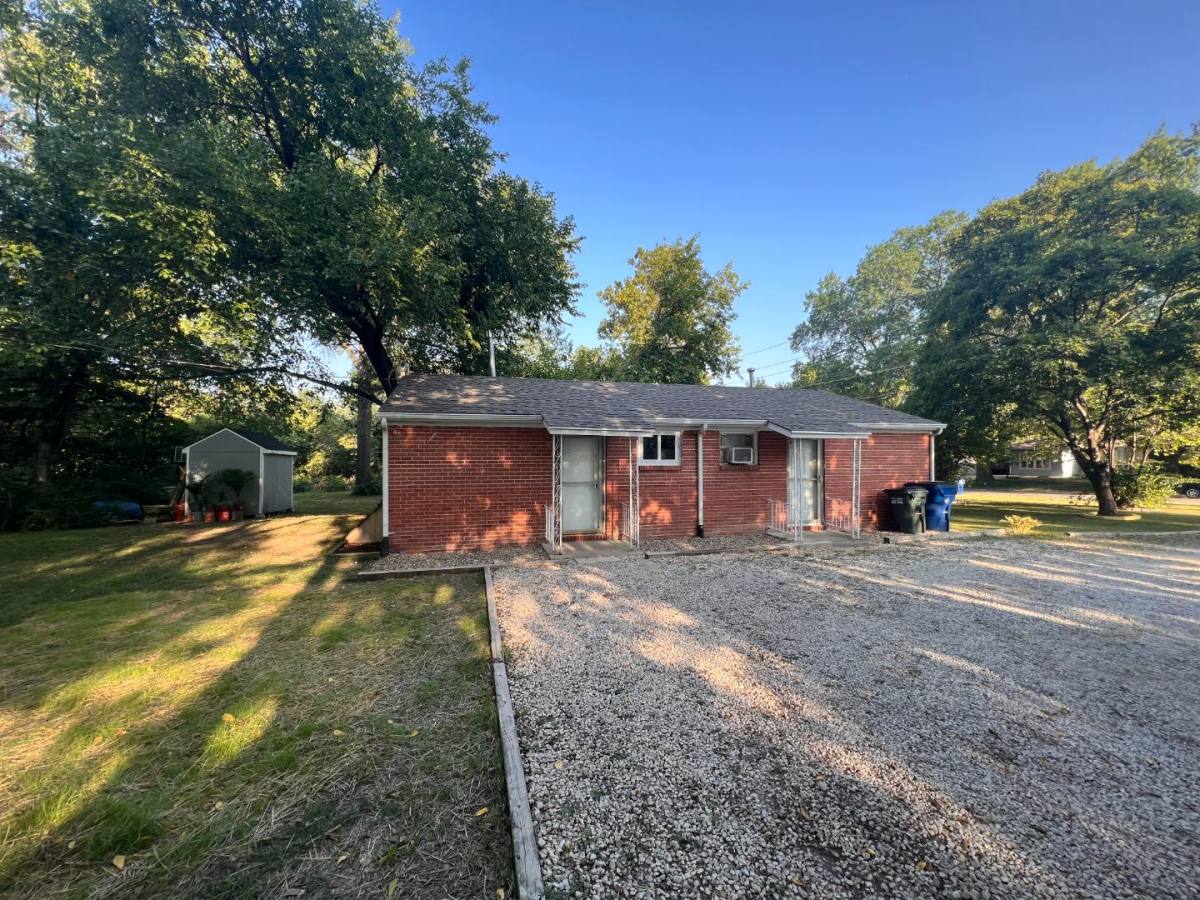 Apartment for rent at 1732 W 21st St B, Lawrence, KS 66046