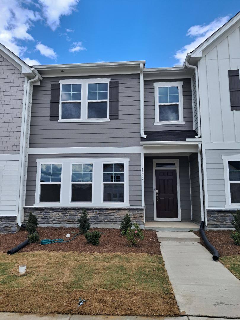 Townhouse for rent at 1753 Aspen River Lane, Apex, NC 27502