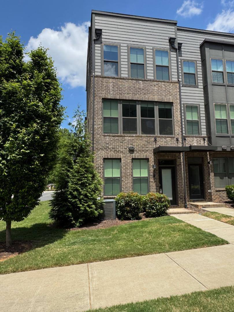 Townhouse for rent at 143 Music Hall Way, Charlotte, NC 28203