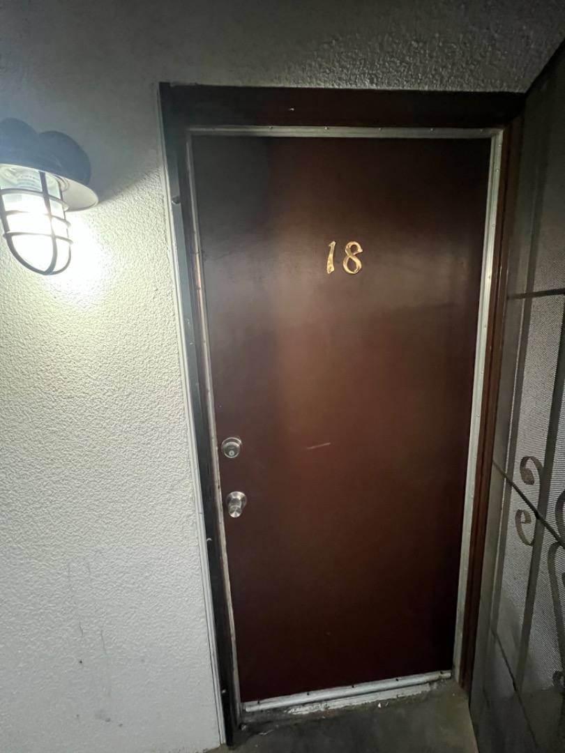 Apartment for rent at 1484 N Cedar Ave #18, Fresno, CA 93703