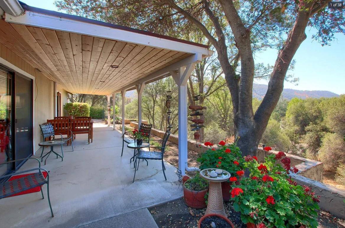 House for rent at 45960 Boulder Place #ENTIRE Home, Oakhurst, CA 93644