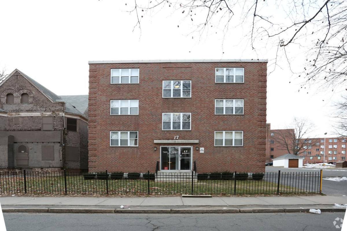Apartment for rent at 17 Marshall St #B2, Hartford, CT 06105